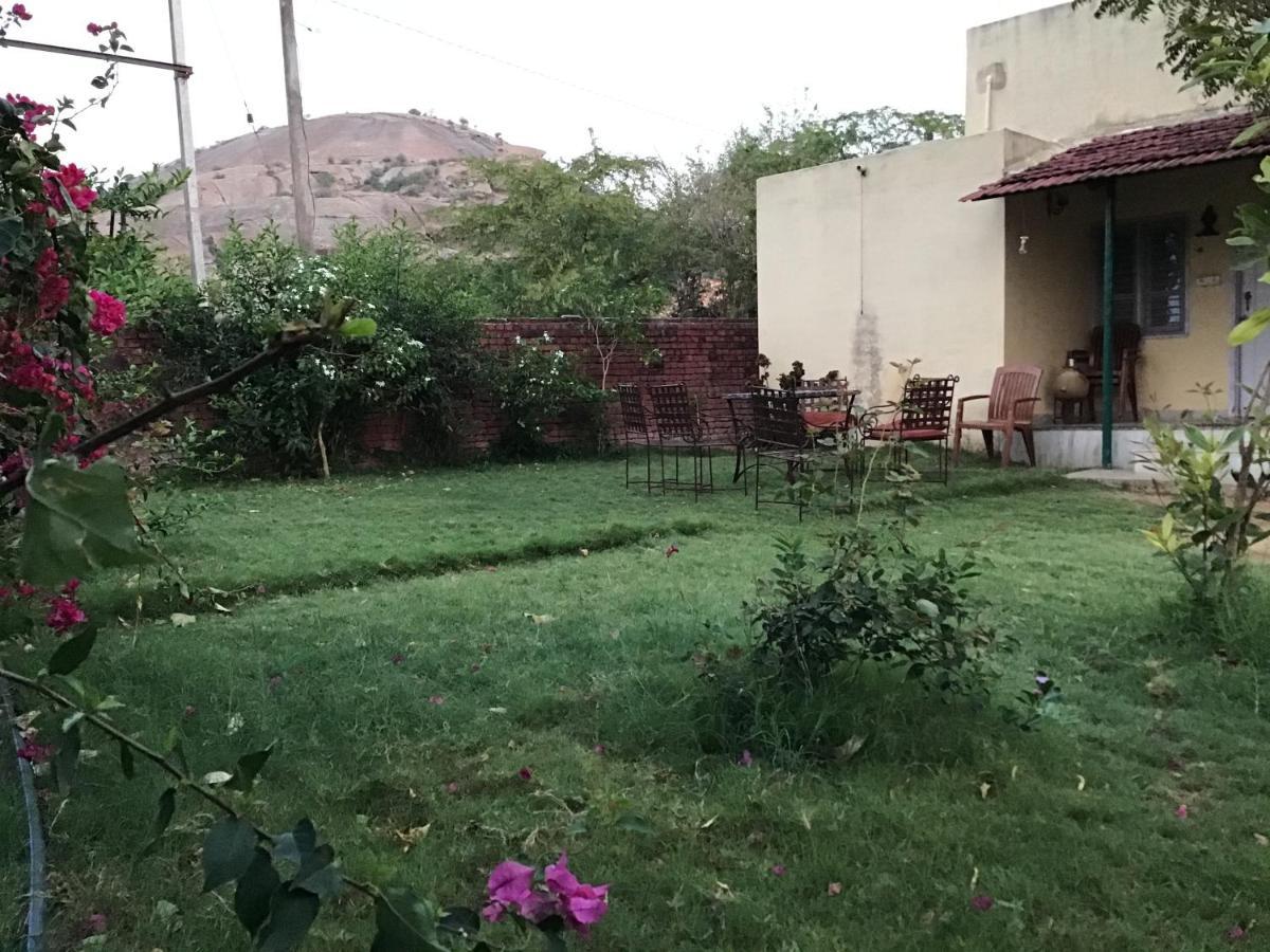 Jawai Balwant Villas Bijapur  Экстерьер фото